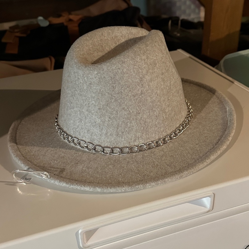 Vince Camuto Gray Fedora with Silver Accent
